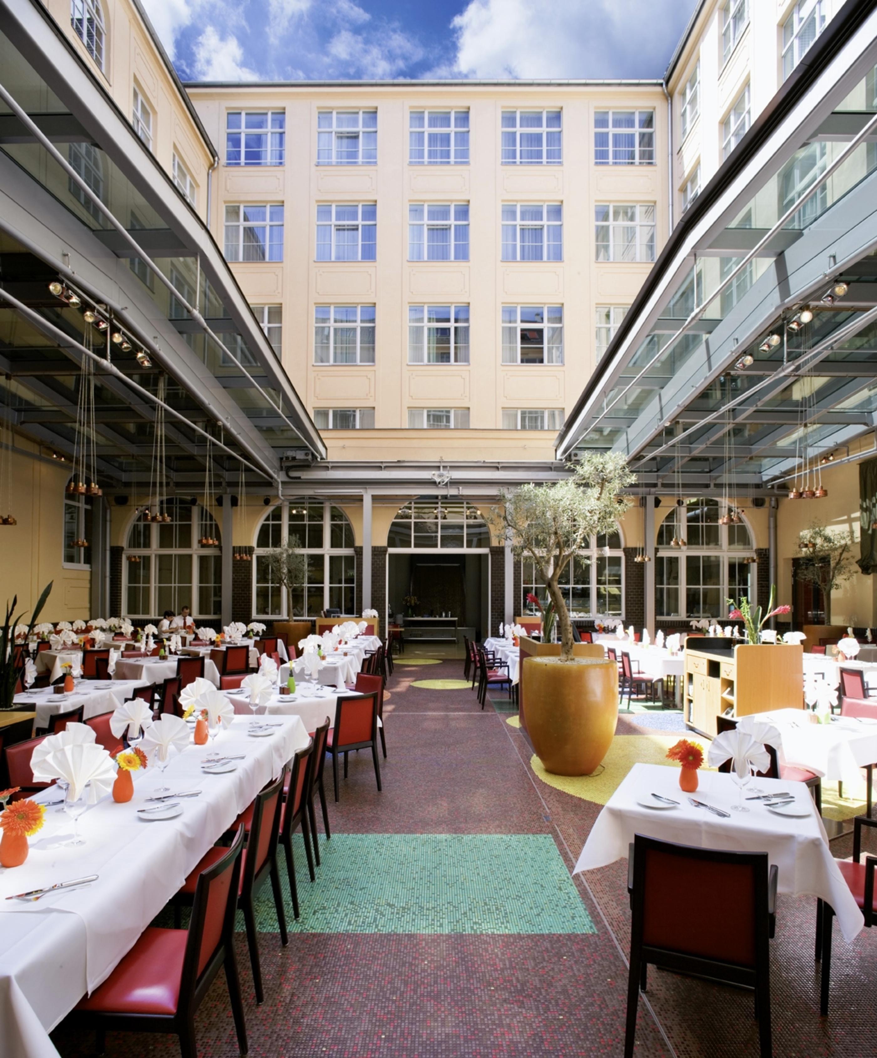 Moevenpick Am Potsdamer Platz Hotel 4*